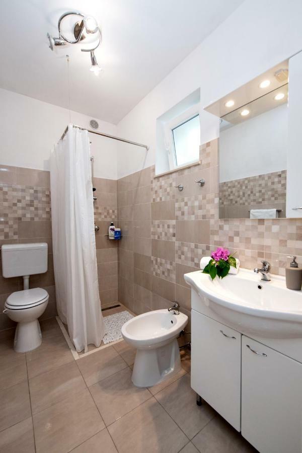 Apartment Mediteraneo Abbazia Esterno foto